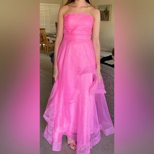 Strapless Hot Pink Prom Dress. Size 8 very comfortable, in great condition